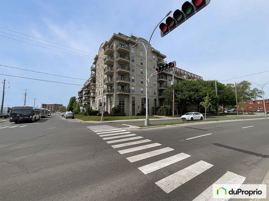 $377,000 - Condominium for sale in Ste-Therese — photo 1