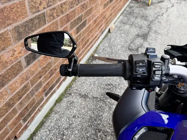 2024 Yamaha MT-10 **ONE OWNER** **RACEFIT PIPE** in Street, Cruisers & Choppers in Markham / York Region - Image 21