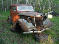 1935 Ford  Tudor hunchback