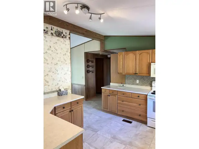 20655 HOSSACK ROAD Burns Lake, British Columbia in Houses for Sale in Burns Lake - Image 20