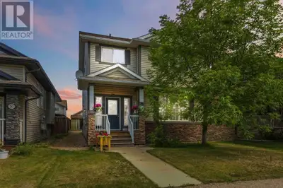 Introducing 247 Loutit Road: A spacious 2-STOREY SINGLE FAMILY HOME in Eagle Ridge offering NEARLY 1...
