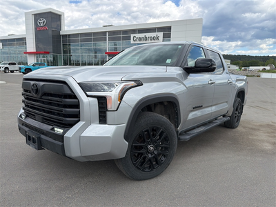 Cooled Seats, Blind Spot Detection, Synthetic Leather Seats, Heated Steering Wheel, Navigation! SALE...