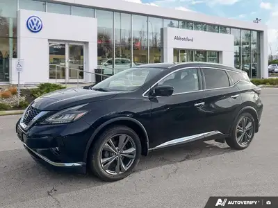 Discover the refinement and versatility of this exceptional 2019 Nissan Murano Sport Utility, with o...