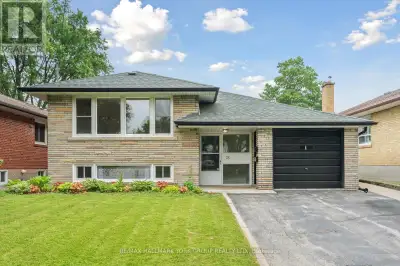 35 WINNIPEG ROAD Toronto (Kingsview Village-The Westway), Ontari