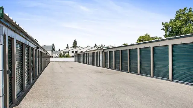 Need Storage? Amazing Deals + FREE Move-In Van!62863246098817121
