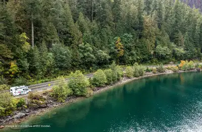 2023 Forester 2251SLE Treker Cap FEATURES LIST Vehicle 6 Seatbelts 4 Sleeps AGM Batteries Back-up Ca...