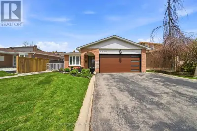 Step into this beautifully designed 1-bedroom plus den basement apartment. A fresh, never-lived-in s...