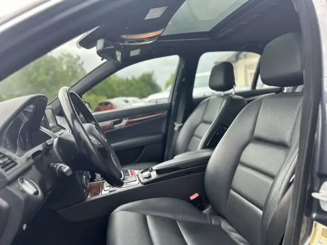 2011 MERCEDES-BENZ C-CLASS C 250 4MATIC in Cars & Trucks in Ottawa - Image 9