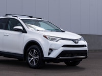 CARGET AUTOMOTIVE is thrilled to offer this The 2016 Toyota RAV4 XLE, a practical compact SUV offeri... (image 3)
