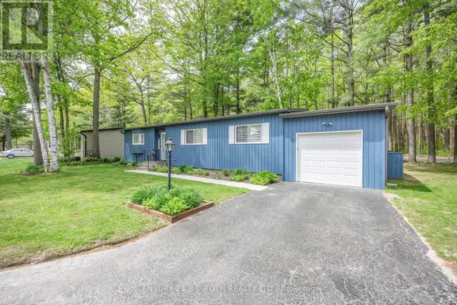 10 ALLEN DRIVE N Wasaga Beach, Ontario in Houses for Sale in Oakville / Halton Region - Image 3