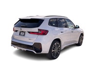 2023 BMW X1 xDrive28i Alpine White *** PREMIUM ESSENTIAL *** *** M - SPORT PACKAGE *** *** LOCAL | O... (image 9)