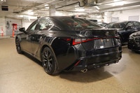 This Lexus IS 300 has a strong Premium Unleaded V-6 3.5 L/211 engine powering this Automatic transmi... (image 4)