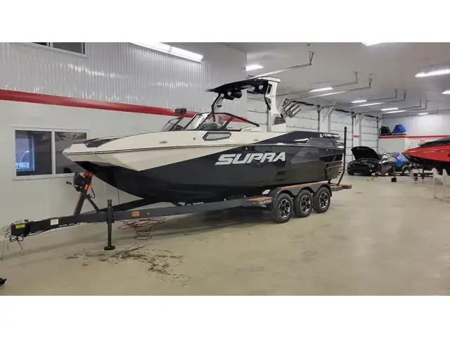2023 Supra SE in Powerboats & Motorboats in Granby - Image 8