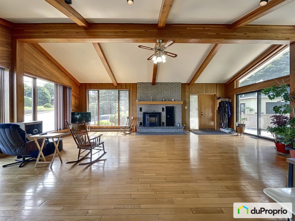 $475,000 - Bungalow for sale in Rimouski (Rimouski) — photo 1
