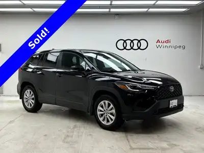 Local Trade! Only 46,255 KM!! This Toyota Corolla Cross delivers a Regular Unleaded I-4 2.0 L/121 en...