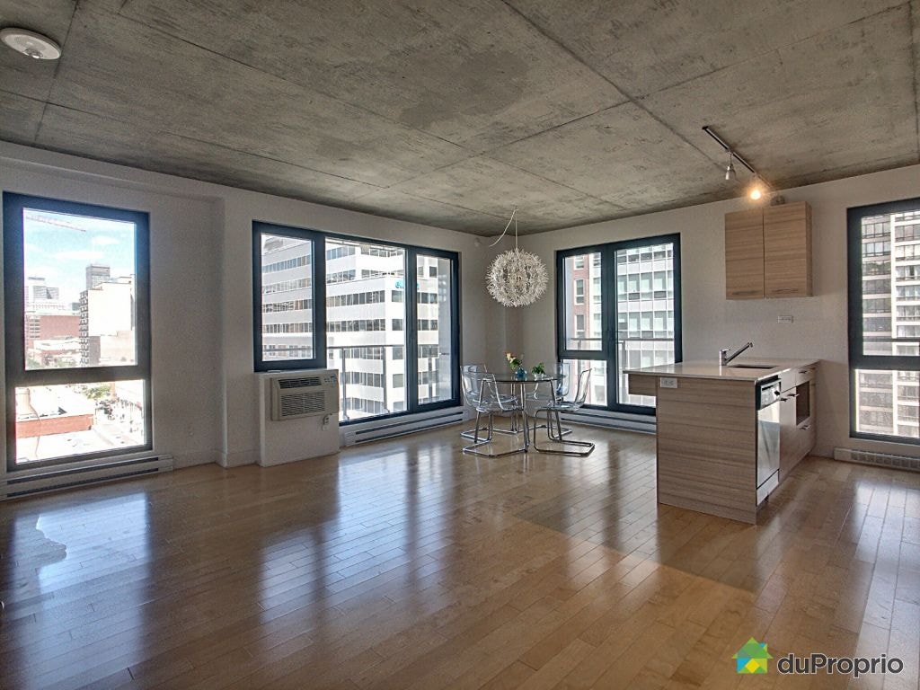 $560,000 - Condominium in Ville-Marie (downtown, old Mtl) — photo 1