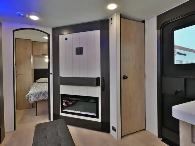 2026 GREY WOLF 26KF in Travel Trailers & Campers in St. Albert - Image 18