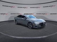 // ACCIDENT FREE!! // // SINGLE OWNER! // This 2022 Hyundai Sonata Sport 1.6T is a sleek midsize sed... (image 1)