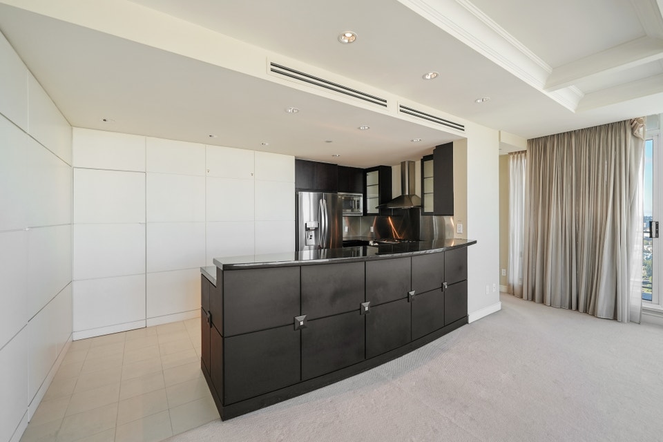 4302 - 1408 Strathmore Mews 3