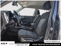 2020 Kia Soul EX Ready for anything, from the streets of Calgary to the highways of Alberta, this Ki... (image 9)