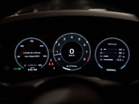 Toit ouvrant, Bluetooth . Engine: Moteur à 6 cylindres plats 3.0L (image 5)