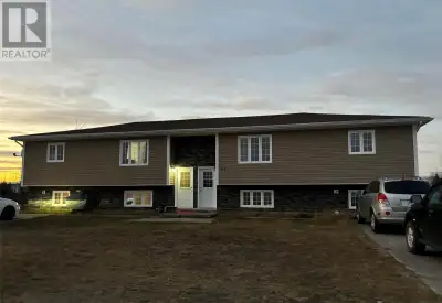 25 Mesher Street offers four apartment units, each featuring 2 bedrooms and 1 bathroom. Each unit co...