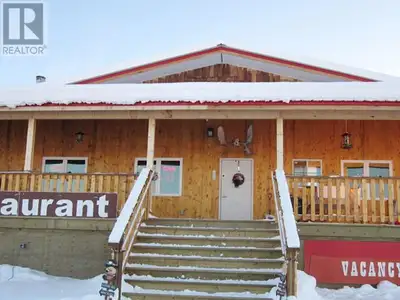 Introducing Buck Shot Betty's, Your Escape to Rustic Bliss in Beaver Creek, Yukon! Imagine waking up...