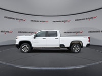Electric Mirrors,Heated Mirrors,Rear Tow Hook,Tinted Windows,Turn Signal Mirrors,Fabric/Cloth Seats,... (image 4)