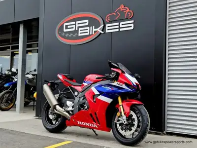 No money down. Credit approved in minutes* OACJust...CLICK HERE 2025 Honda CBR1000RR-R Fireblade SP....
