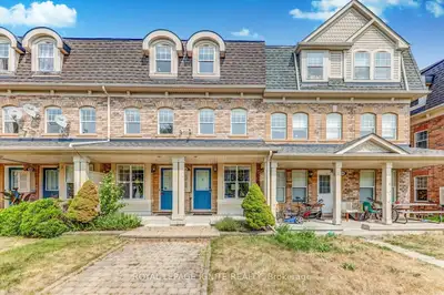 Price: $999,800 / $3,793/mo Attention savvy investors and people looking for a multi-generational ho...