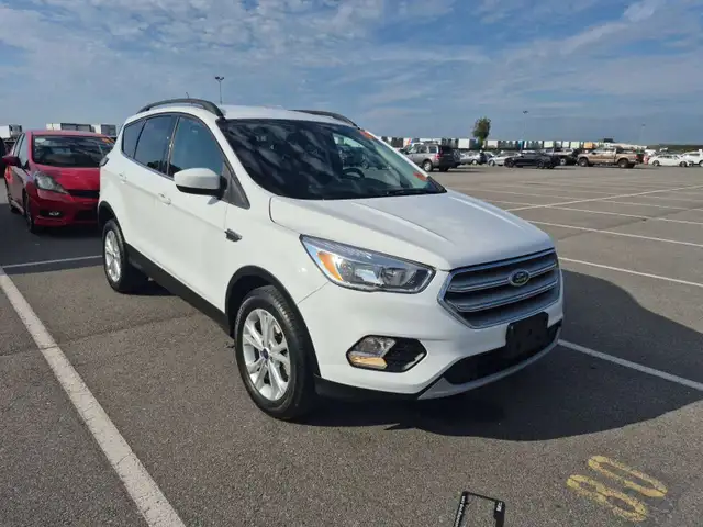 2018 Ford Escape SE576946622013132801