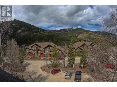 Welcome to 306 located very centrally in the Ski Tip Lodge. This upper village 1 bedroom is steps aw...