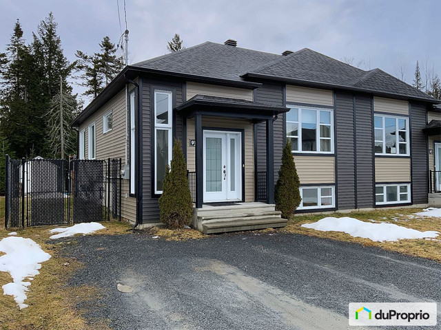 379 000$ - Jumelé à vendre à Sherbrooke (St-Élie-d'Orford) dans Maisons à vendre  à Sherbrooke