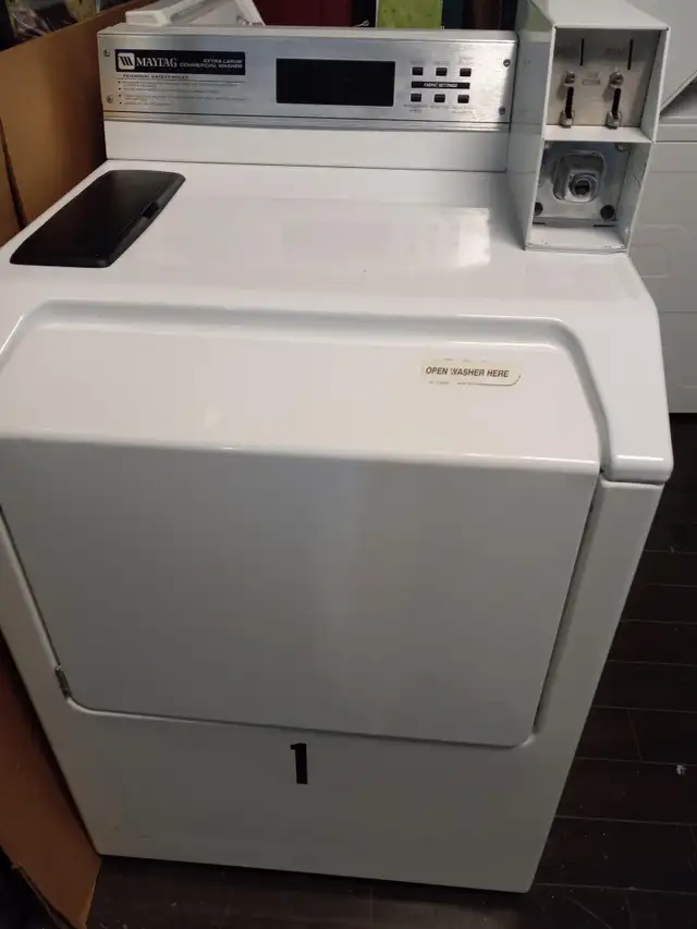 Coin Operated Washer and Dryer in Washers & Dryers in City of Toronto - Image 4