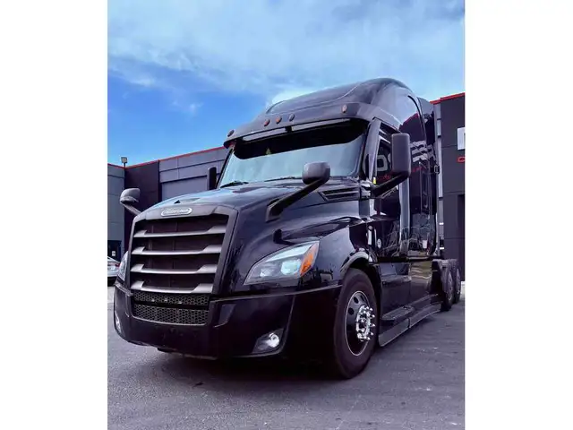 2021 Freightliner Cascadia Safety Certified in Heavy Trucks in Hamilton - Image 10