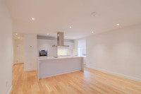 fully refurbished 2-bed unit, June 1st, Snowdon, HEC - ID 681