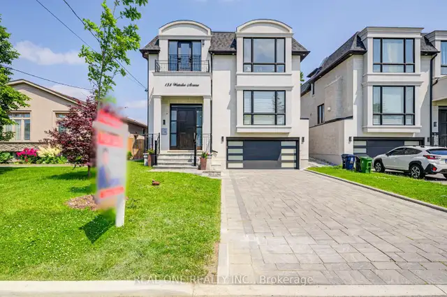 Custom Built Home w Finished Walk Up Bsmt By Sheppard & Bathurst in Houses for Sale in City of Toronto - Image 2
