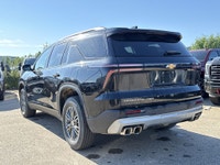 AMVIC Licensed Dealer * Heated Front Seats & Steering Wheel * Autosense Power Liftgate * Wireless Ph... (image 5)