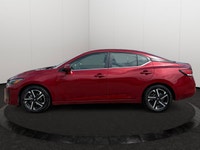 Experience the perfect blend of athletic styling and everyday practicality in this refined compact s... (image 2)