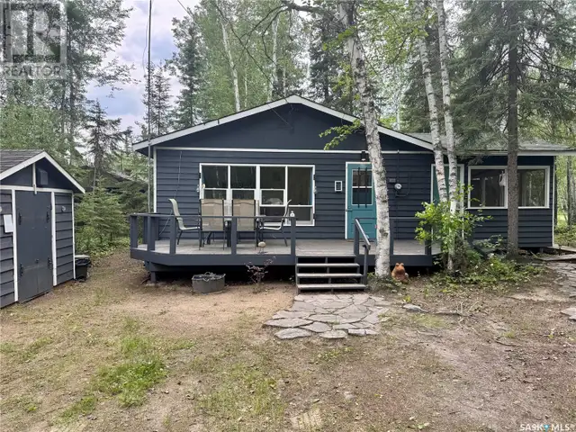 1504 Spruce STREET Northern Admin District, Saskatchewan in Houses for Sale in La Ronge - Image 2