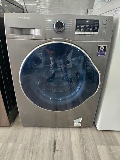 Fully working clean condition washer Top of the line brand Nothing broken or missing pieces Can Deli...