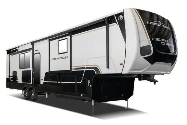 2026 FOREST RIVER CEDAR CREEK 385RK in Travel Trailers & Campers in Calgary - Image 3