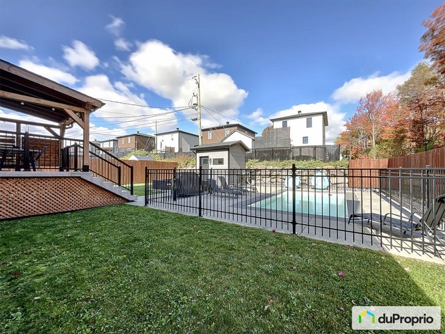 $1,050,000 - 2 Storey in Charlesbourg (ND-Des-Laurentides) — photo 2