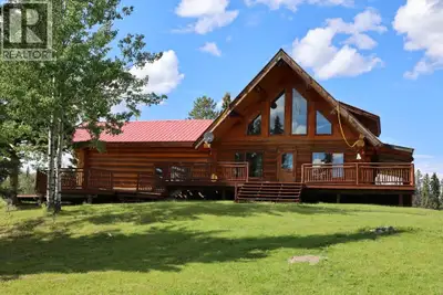 Discover Your Private Lakefront Paradise! Escape to an extraordinary 285-acre lakefront retreat near...