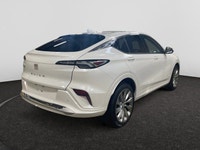 Welcome to Capital GMC! Check out this vehicle's pictures, features, options and specs, and let us k... (image 4)