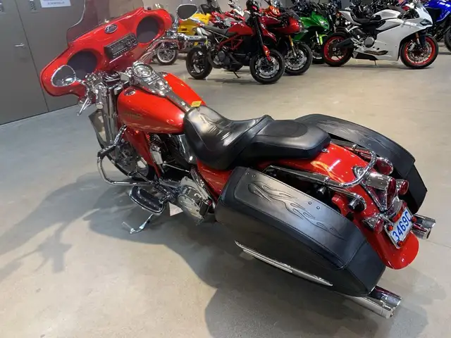 2007 Harley-Davidson FLHRSE Screamin Eagle Beautiful CVO ROAD KI in Sport Touring in Guelph - Image 7