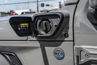 | 4x4 | Toit Démontable | Apple CarPlay | Caméra de Recul | Sièges Chauffants | Surveillance des Ang... (image 8)