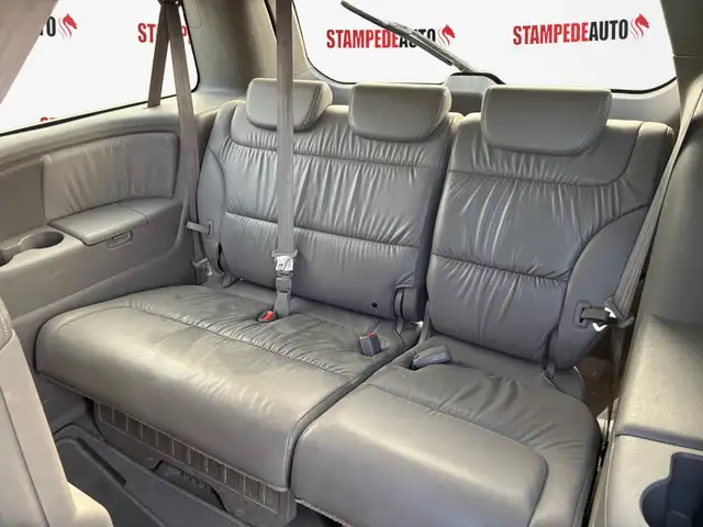 2010 Honda Odyssey EX-L | LEATHER | SUNROOF | 7 PASSENGER | POWE in Cars & Trucks in Calgary - Image 17