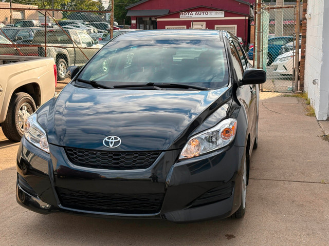 2009 Toyota Matrix S in Cars & Trucks in Windsor Region