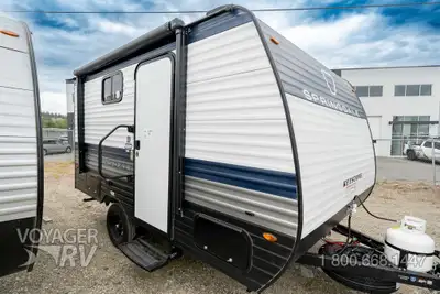 Located in Winfield, BC Call or Text 250-766-4607 Voyager RV Centre 1-800-668-1447 Proven Package: P...